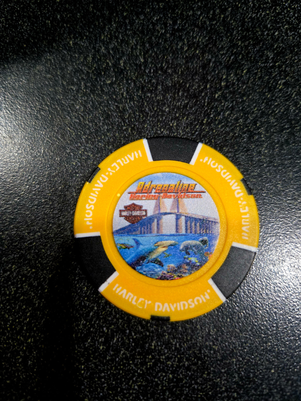YELLOW MARINE ADRENALINE HARLEY-DAVIDSON POKER CHIP